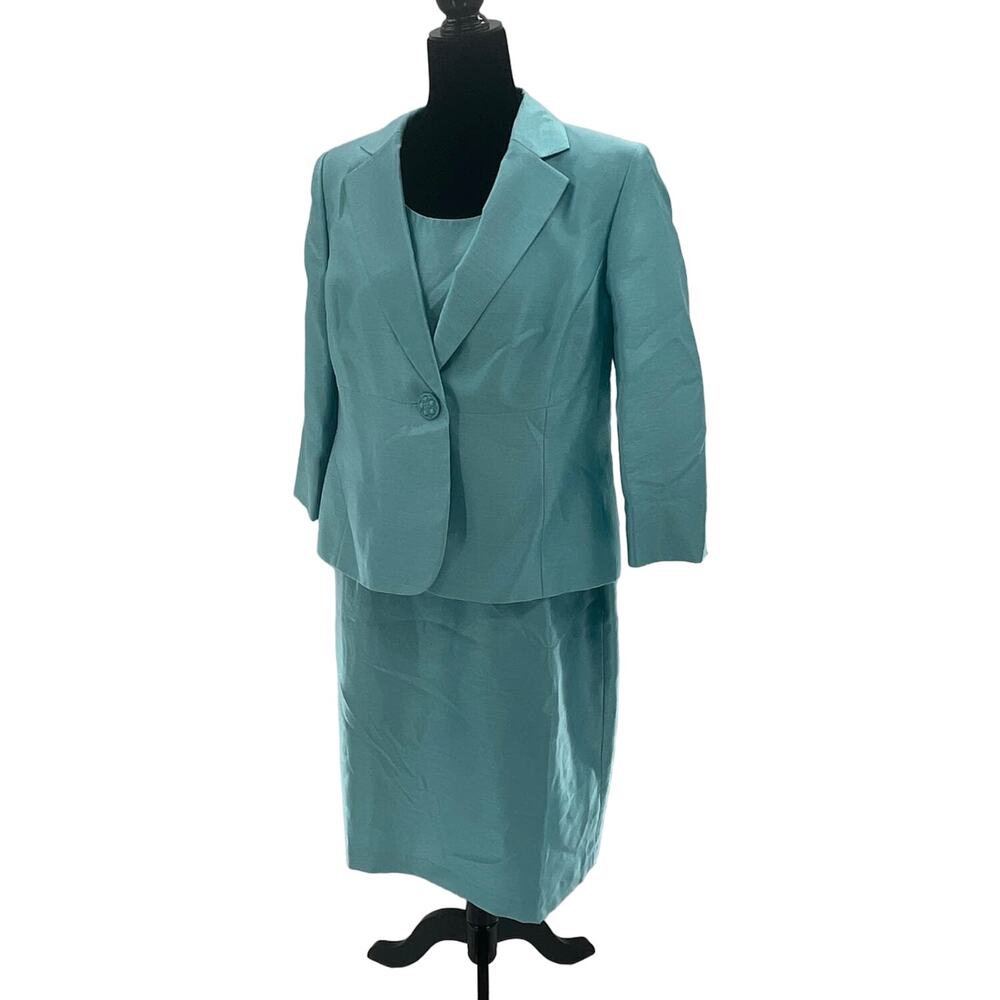 Le Suit Dress